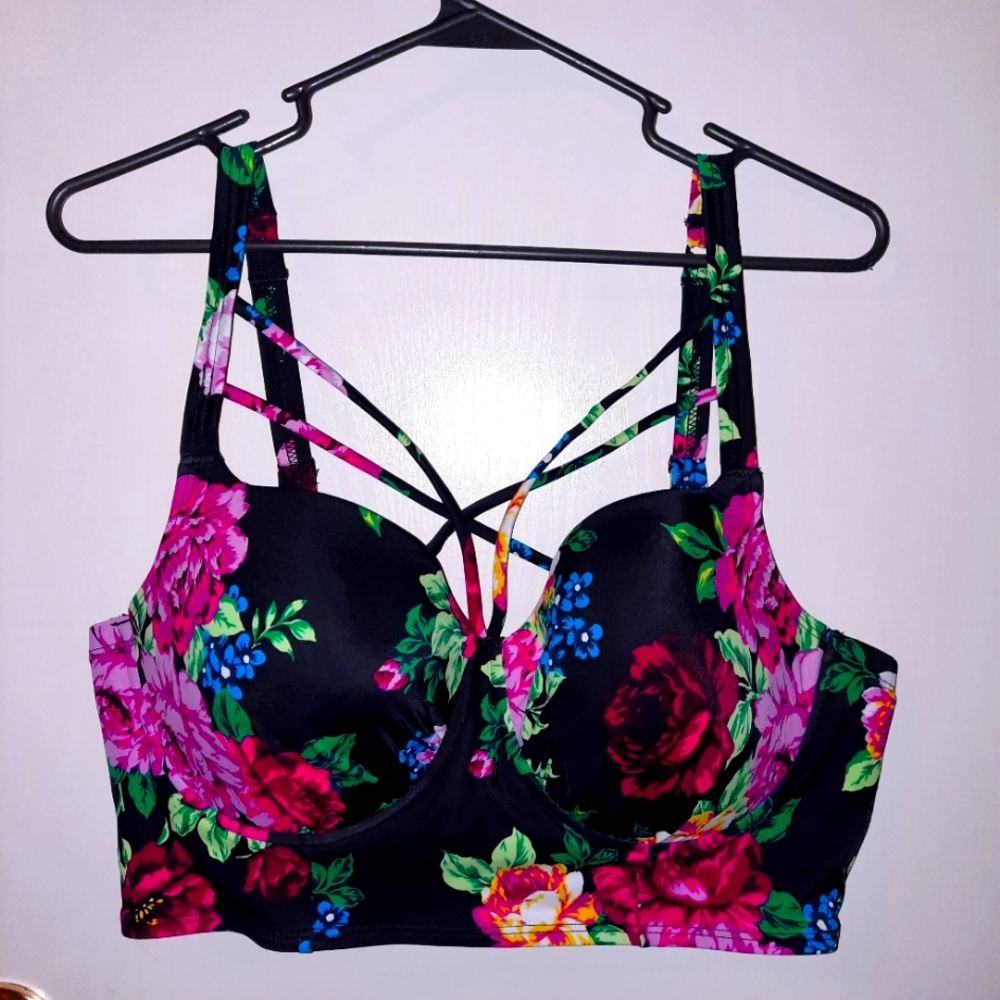 Torrid Bikini Top size 1 D/DD
